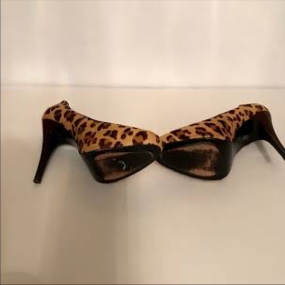 🌟🐆Chicest Leopard Heels 7 1/2. -Temp lower price. Only a few hours. - Picture 10 of 16